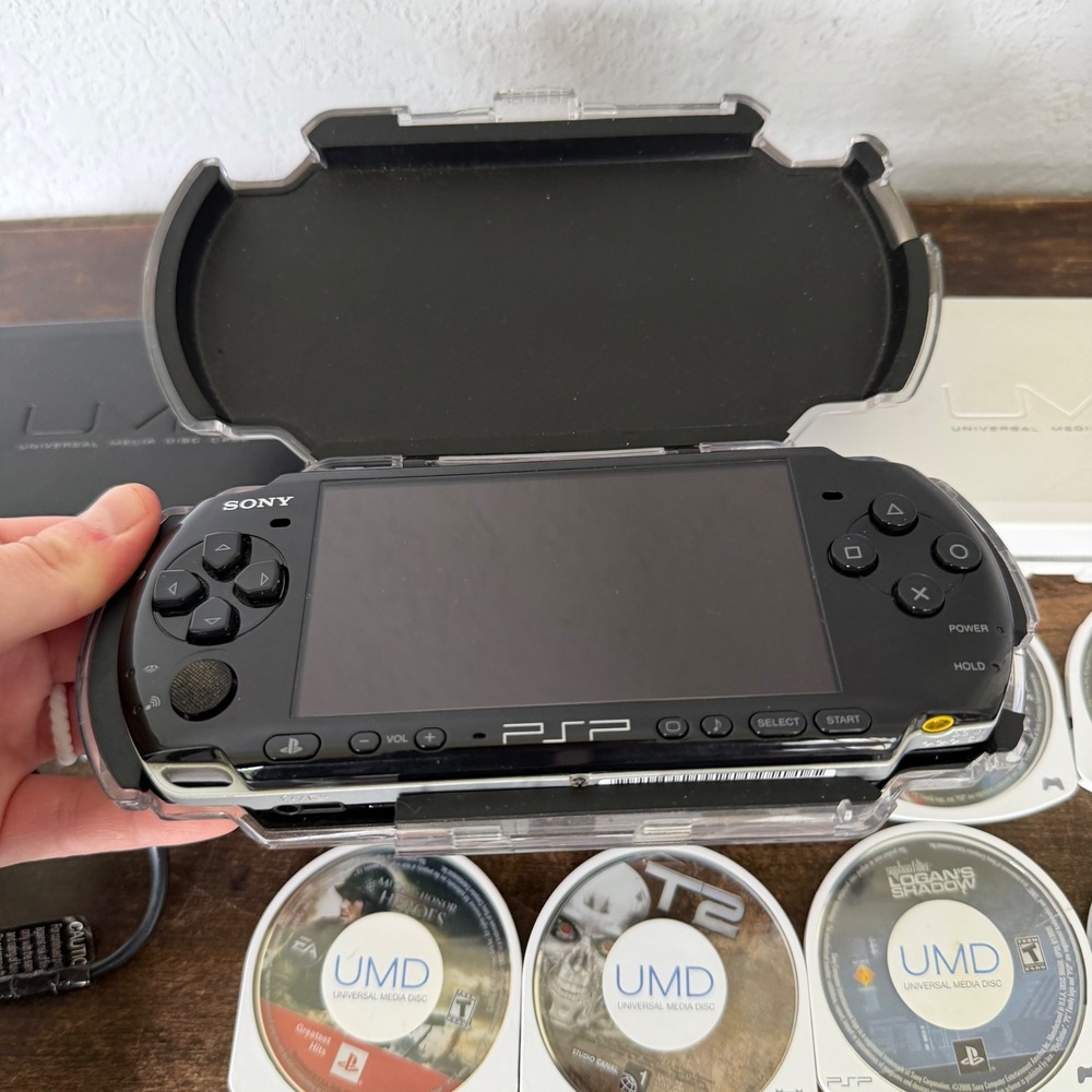 Sony PSP Bundle 12 UMD Games Movies Cases Tested Working READ Description - Picture 7 of 10